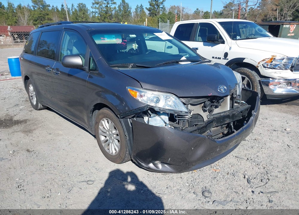 2016 TOYOTA SIENNA XLE PREMIUM 8 PASSENGER VIN: 5TDYK3DCXGS706385