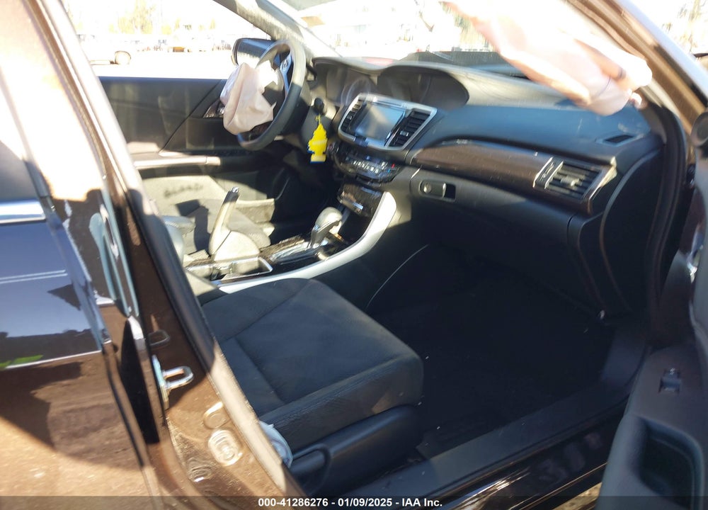 2016 HONDA ACCORD EX VIN: 1HGCR2F73GA221620