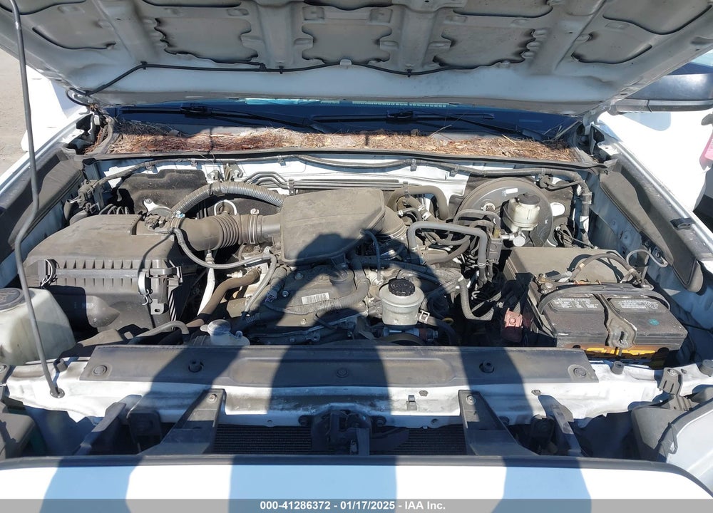 2017 TOYOTA TACOMA SR VIN: 5TFRX5GNXHX091816