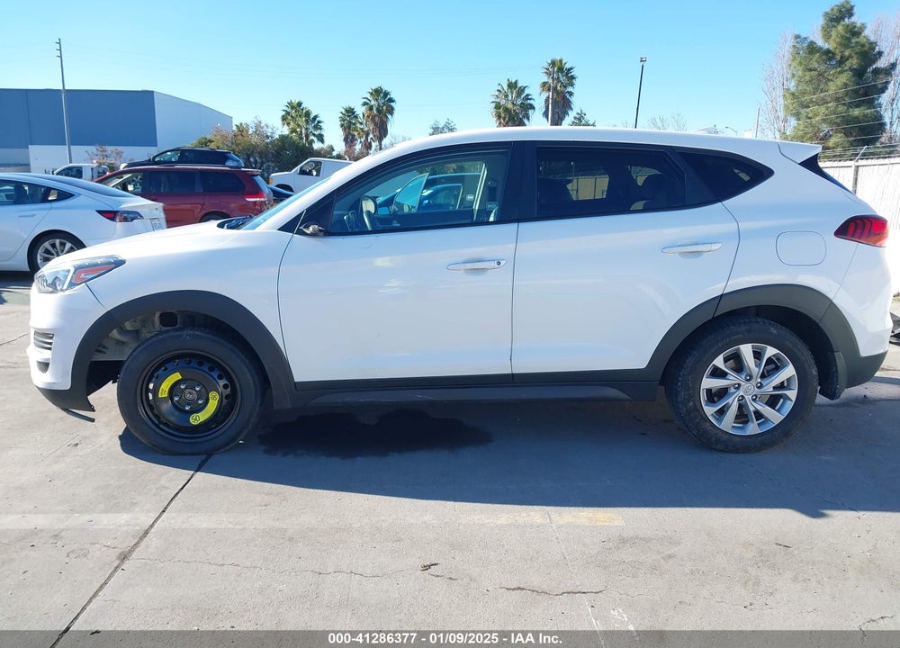 2019 HYUNDAI TUCSON SE VIN: KM8J23A48KU986533