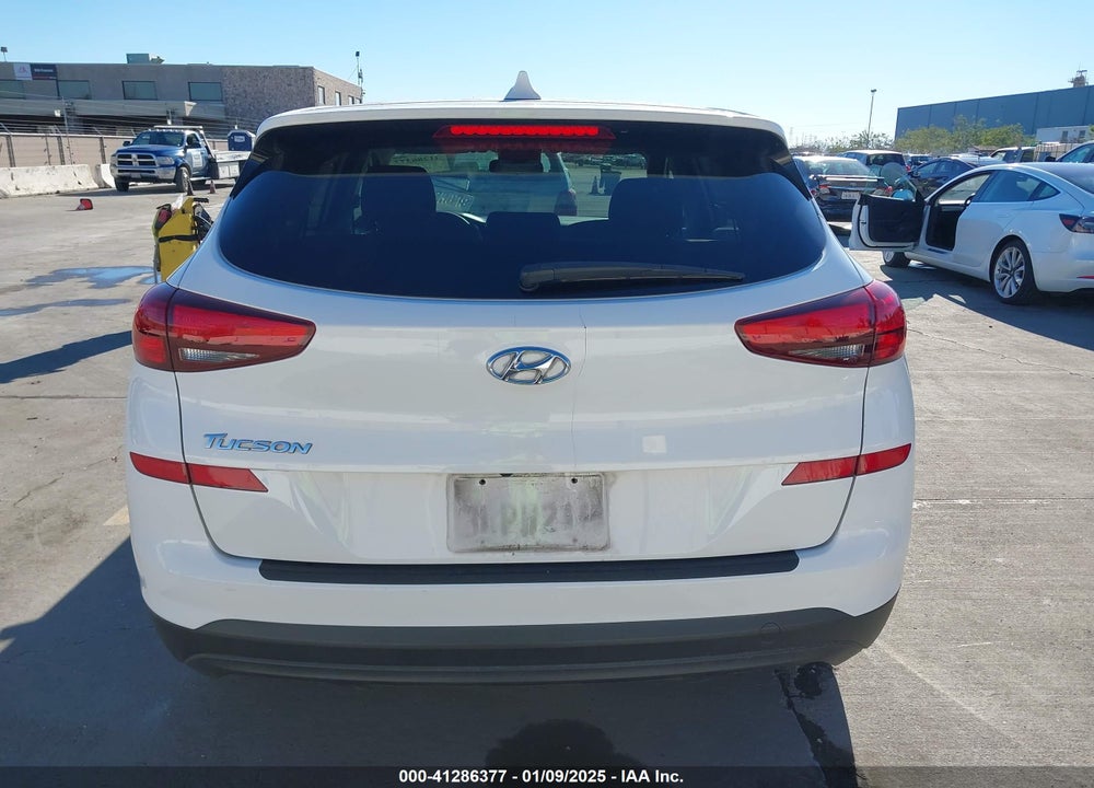 2019 HYUNDAI TUCSON SE VIN: KM8J23A48KU986533