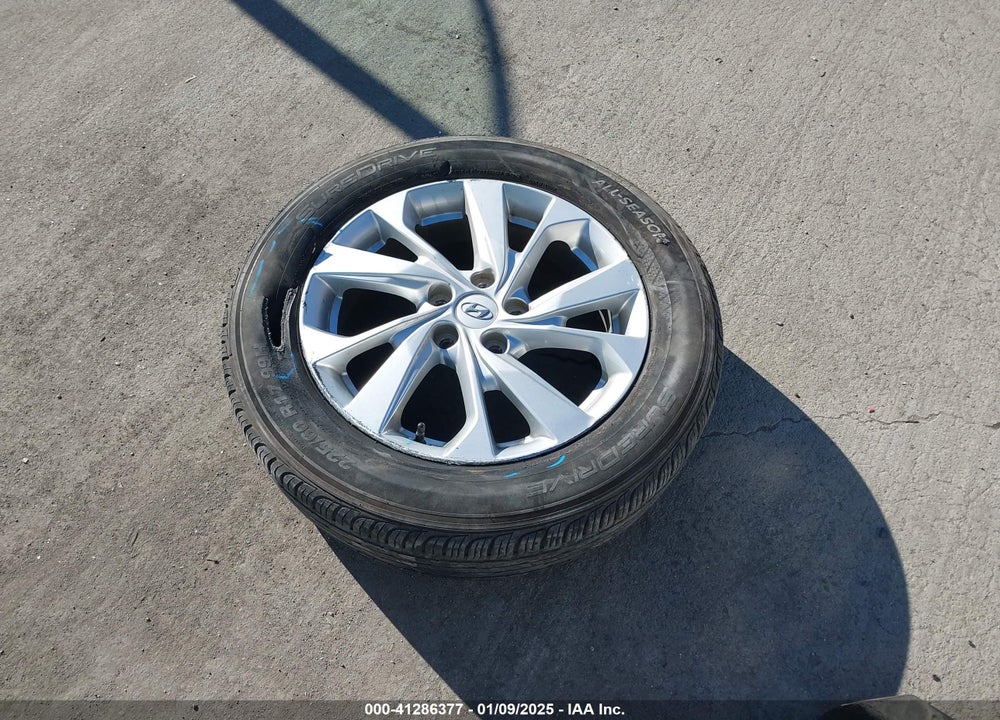 2019 HYUNDAI TUCSON SE VIN: KM8J23A48KU986533