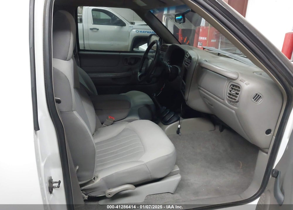 2003 CHEVROLET S-10 VIN: 1GCCS14H238229329