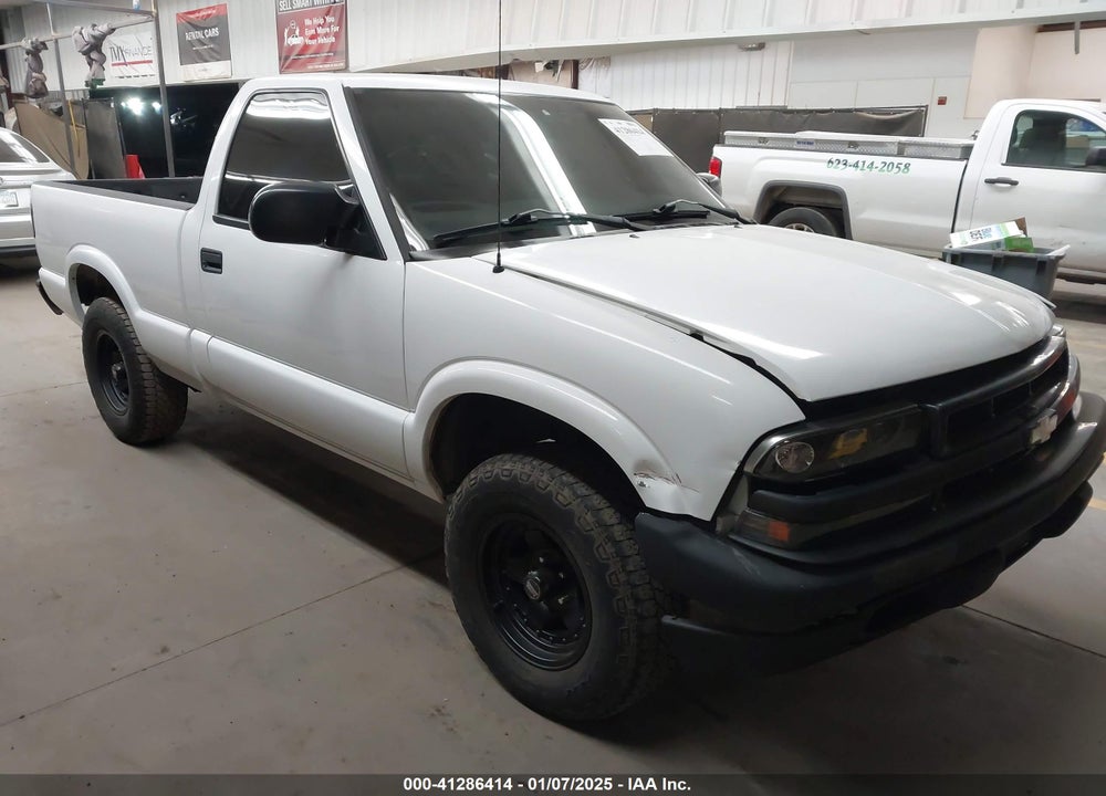 2003 CHEVROLET S-10 VIN: 1GCCS14H238229329