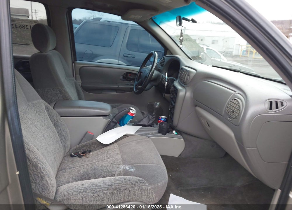 2002 CHEVROLET TRAILBLAZER LS VIN: 1GNDT13S122455417