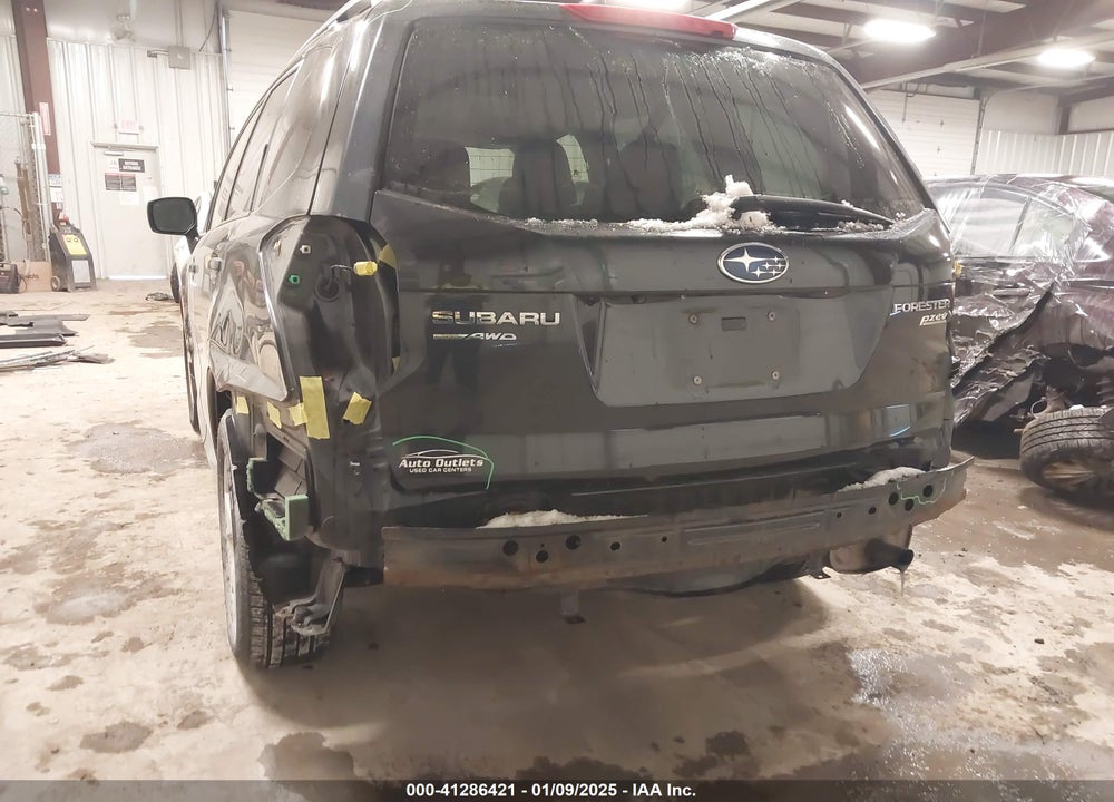 2016 SUBARU FORESTER 2.5I PREMIUM VIN: JF2SJADC4GH461635