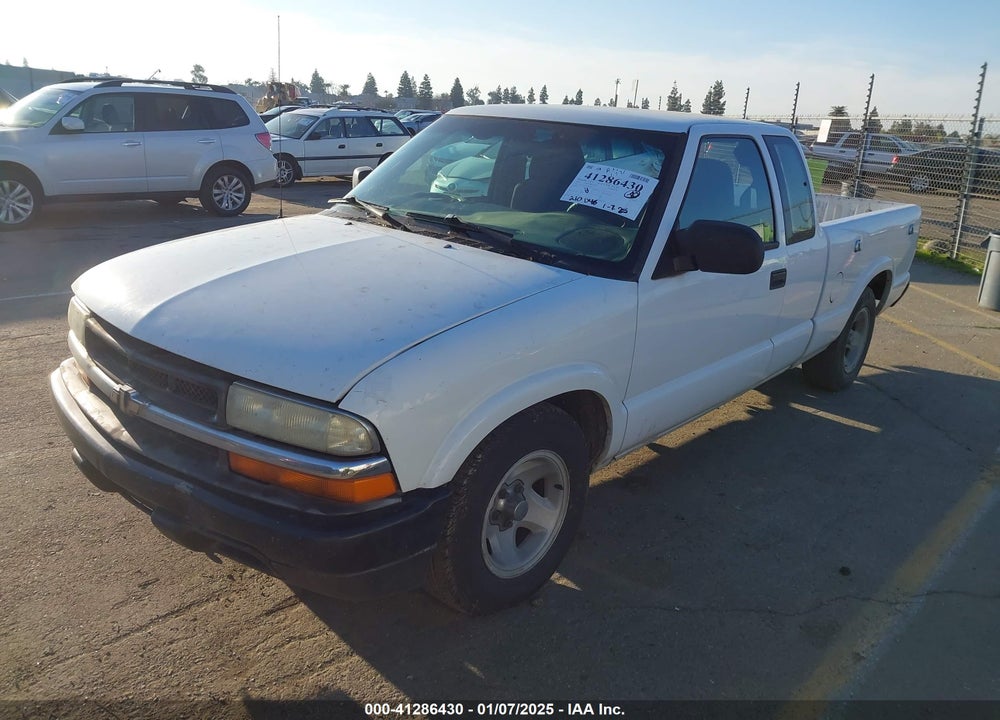 2003 CHEVROLET S-10 VIN: 1GCCS19H938169557