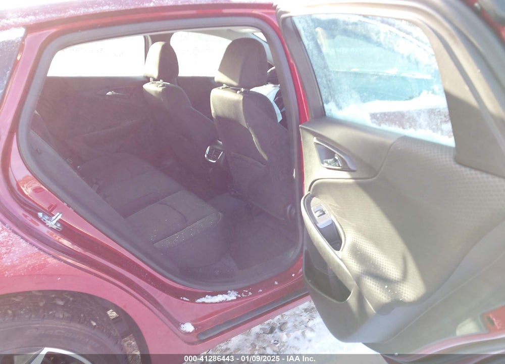 2018 CHEVROLET MALIBU LT VIN: 1G1ZD5ST6JF283513