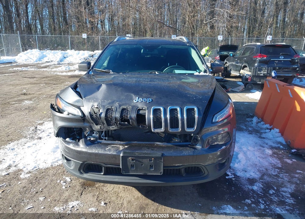 2017 JEEP CHEROKEE LATITUDE 4X4 VIN: 1C4PJMCBXHW587476