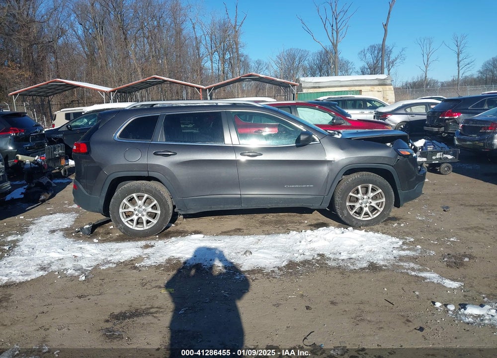 2017 JEEP CHEROKEE LATITUDE 4X4 VIN: 1C4PJMCBXHW587476