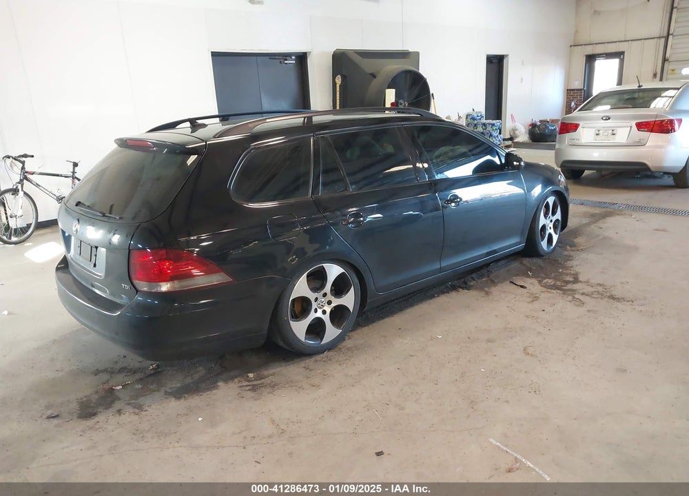 2013 VOLKSWAGEN JETTA VIN: 3VWPL7AJ6DM611740