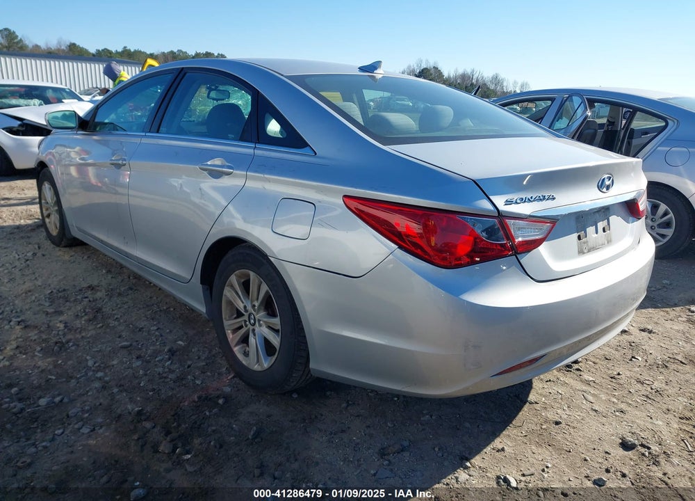 2013 HYUNDAI SONATA VIN: 5NPEB4ACXDH713464