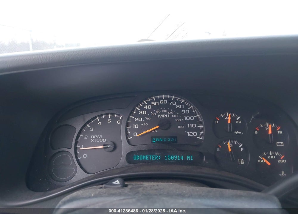 2005 CHEVROLET TAHOE LT VIN: 1GNEK13T55J211120