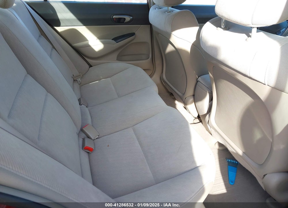 2011 HONDA CIVIC VIN: 2HGFA1F56BH518923