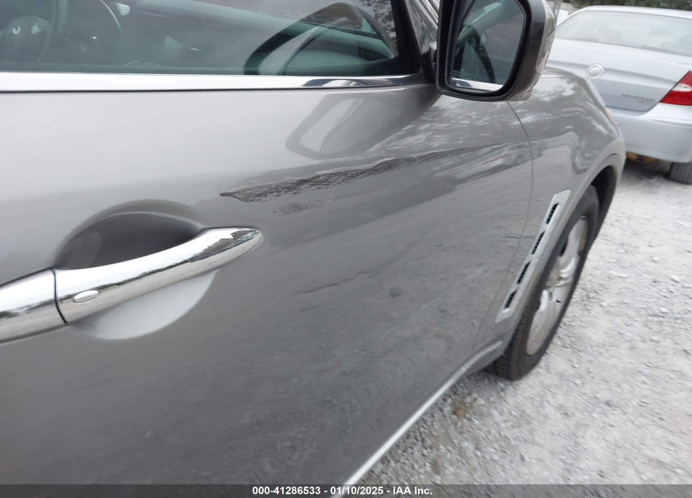 2011 INFINITI FX35 VIN: JN8AS1MU0BM710033