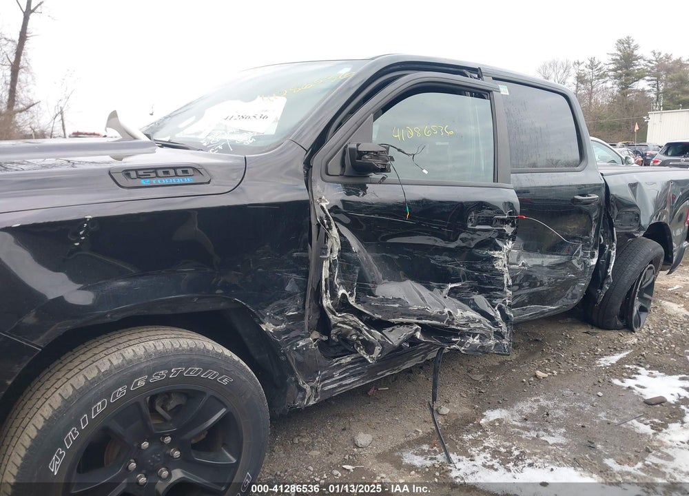 2021 RAM 1500 VIN: 1C6RRFFG0MN618620