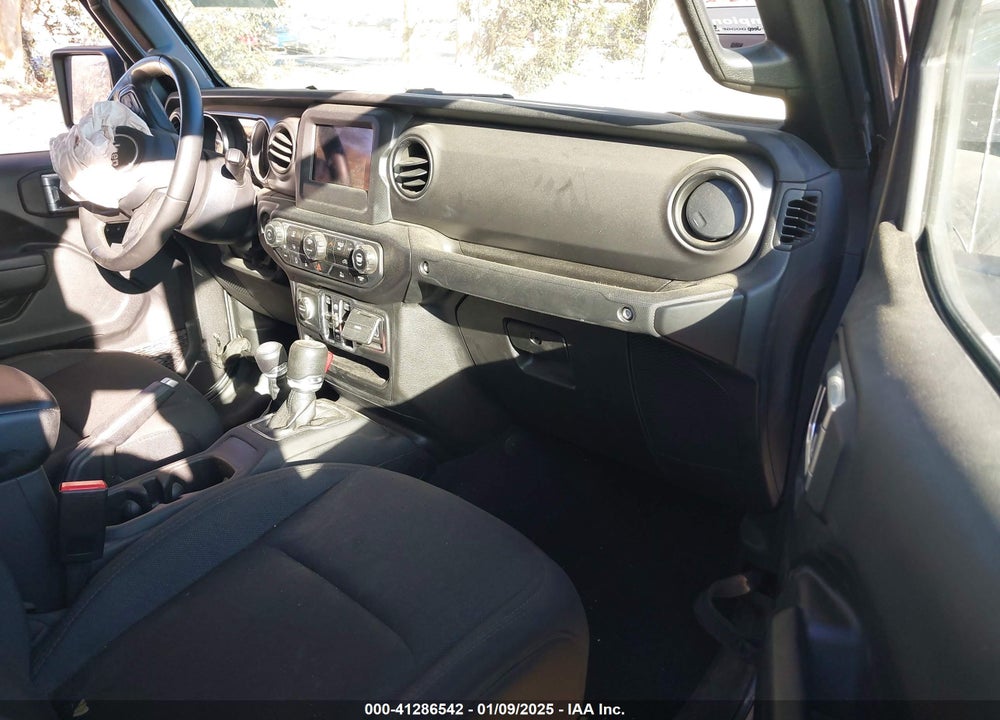 2022 JEEP GLADIATOR VIN: 1C6HJTAG3NL149531