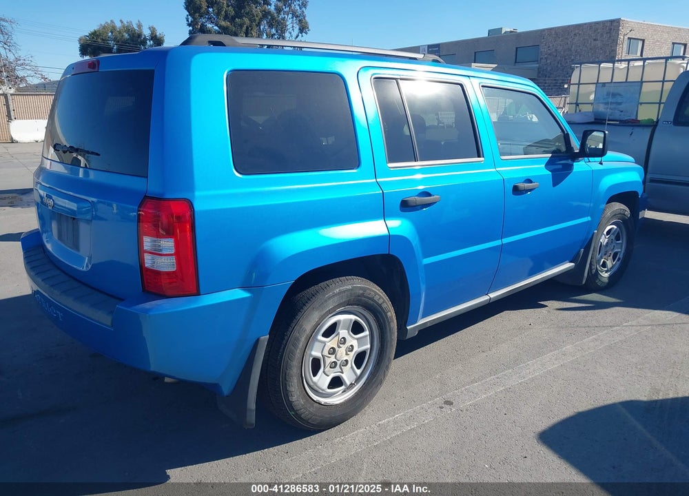 2008 JEEP PATRIOT SPORT VIN: 1J8FT28W98D554138