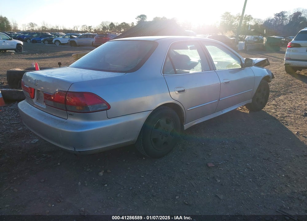 2002 HONDA ACCORD 3.0 EX VIN: 1HGCG16572A079120