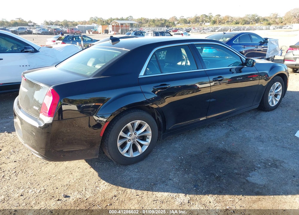 2015 CHRYSLER 300 LIMITED VIN: 2C3CCAAG0FH829469