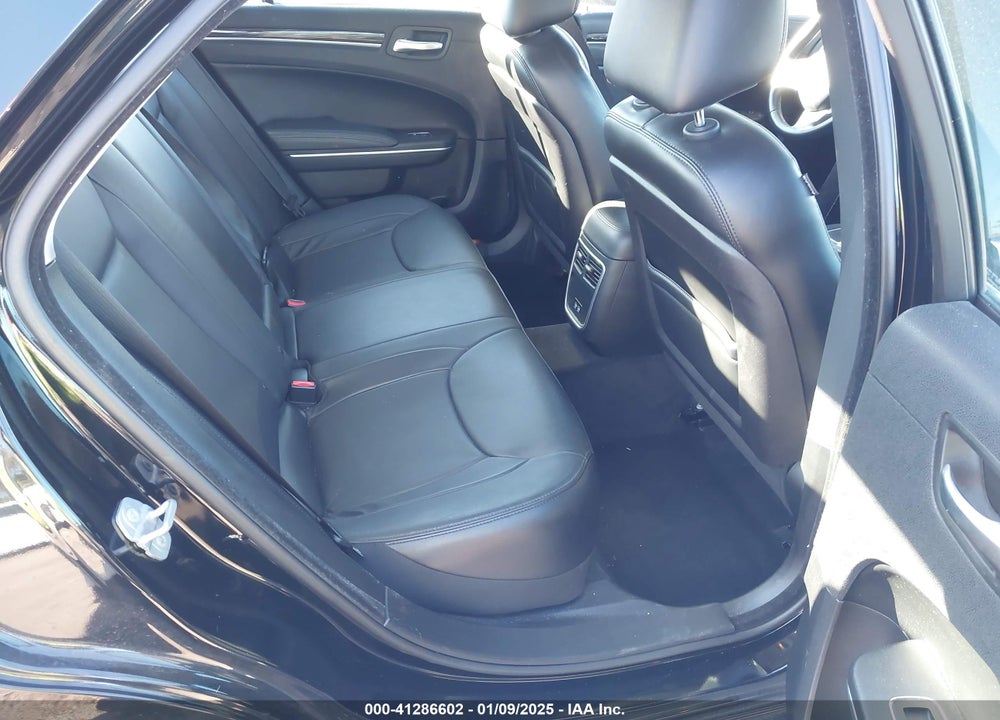 2015 CHRYSLER 300 LIMITED VIN: 2C3CCAAG0FH829469