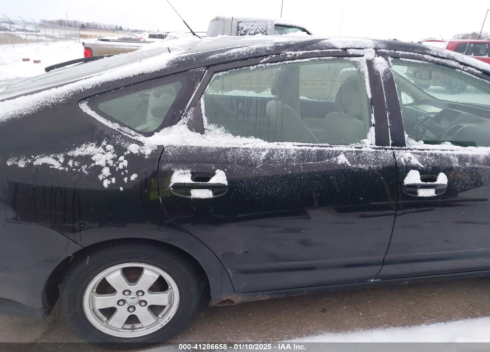 2006 TOYOTA PRIUS VIN: JTDKB22U263128245