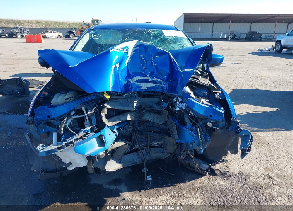 2018 FORD FOCUS VIN: 1FADP3FE0JL313542