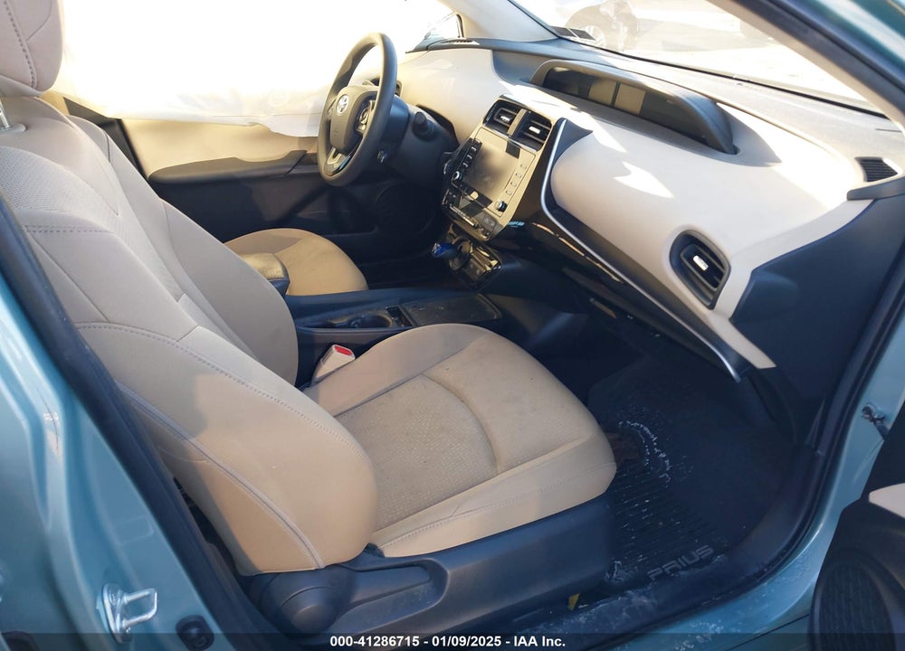 2021 TOYOTA PRIUS LE VIN: JTDKAMFU6M3135740