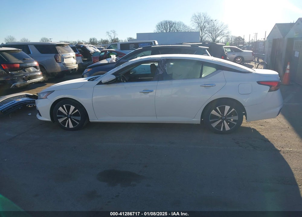 2021 NISSAN ALTIMA SV FWD VIN: 1N4BL4DV7MN387903