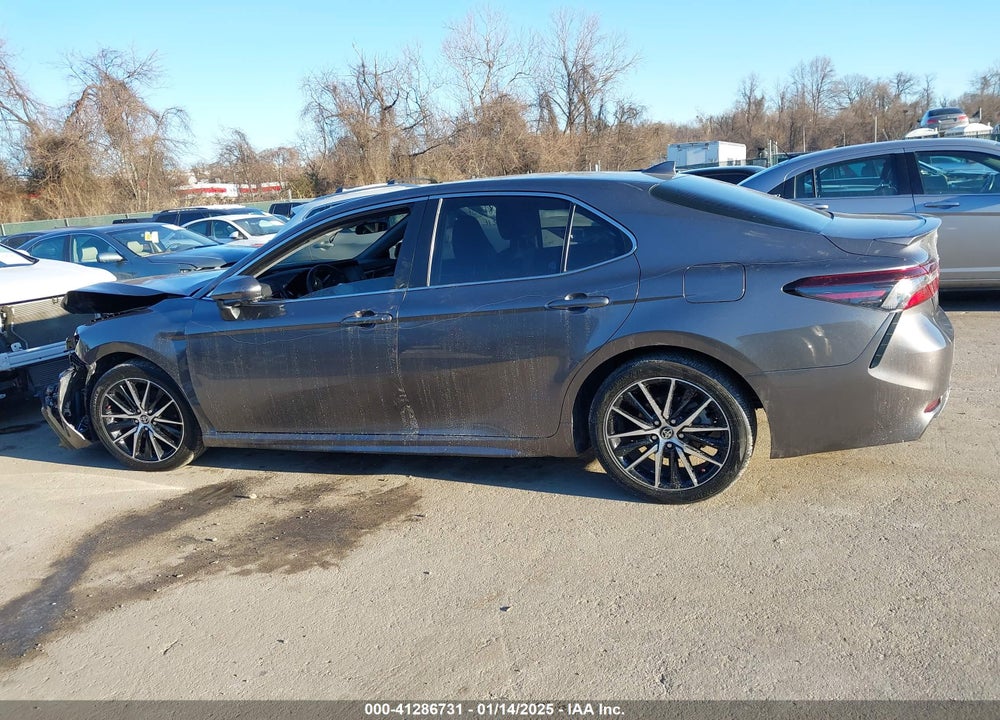 2021 TOYOTA CAMRY VIN: 4T1G11AK6MU574470