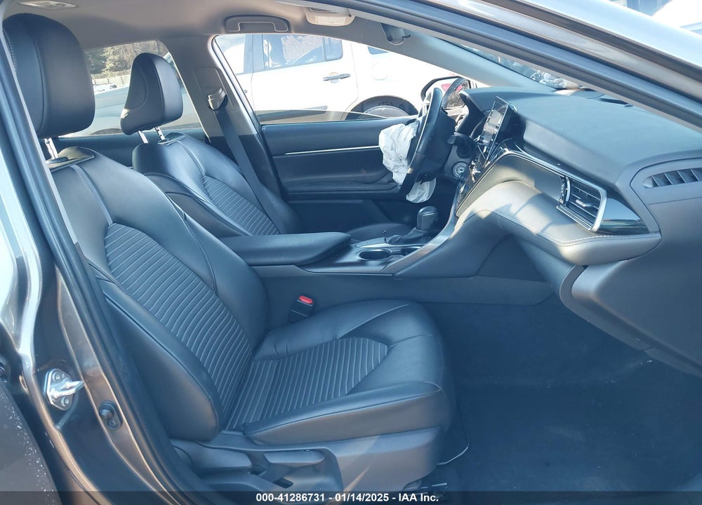 2021 TOYOTA CAMRY VIN: 4T1G11AK6MU574470