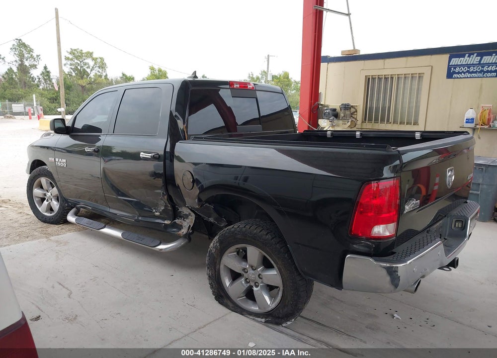 2018 RAM 1500 VIN: 1C6RR7LT5JS343332