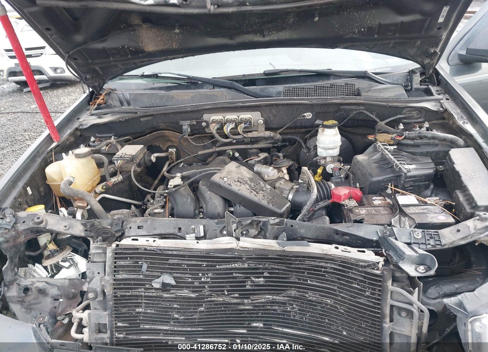 2008 FORD ESCAPE XLT VIN: 1FMCU03118KA54909