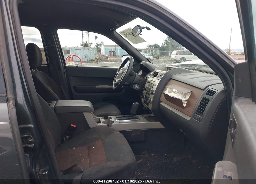 2008 FORD ESCAPE XLT VIN: 1FMCU03118KA54909