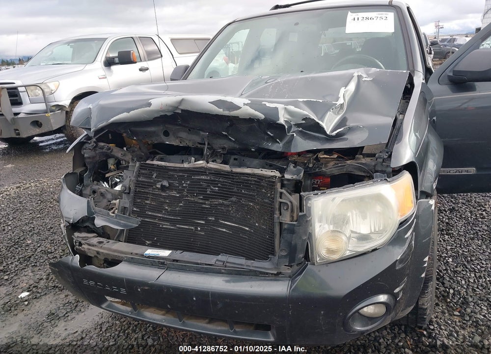 2008 FORD ESCAPE XLT VIN: 1FMCU03118KA54909