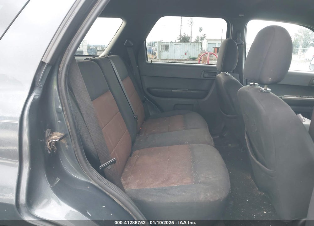 2008 FORD ESCAPE XLT VIN: 1FMCU03118KA54909