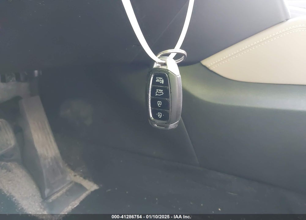 2019 HYUNDAI SANTA FE ULTIMATE VIN: 5NMS5CAD2KH003577
