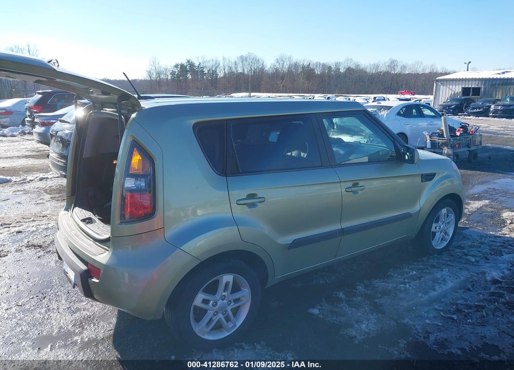 2011 KIA SOUL VIN: KNDJT2A25B7331464