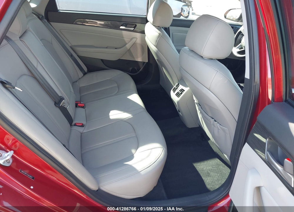 2018 HYUNDAI SONATA VIN: 5NPE34AF2JH626967