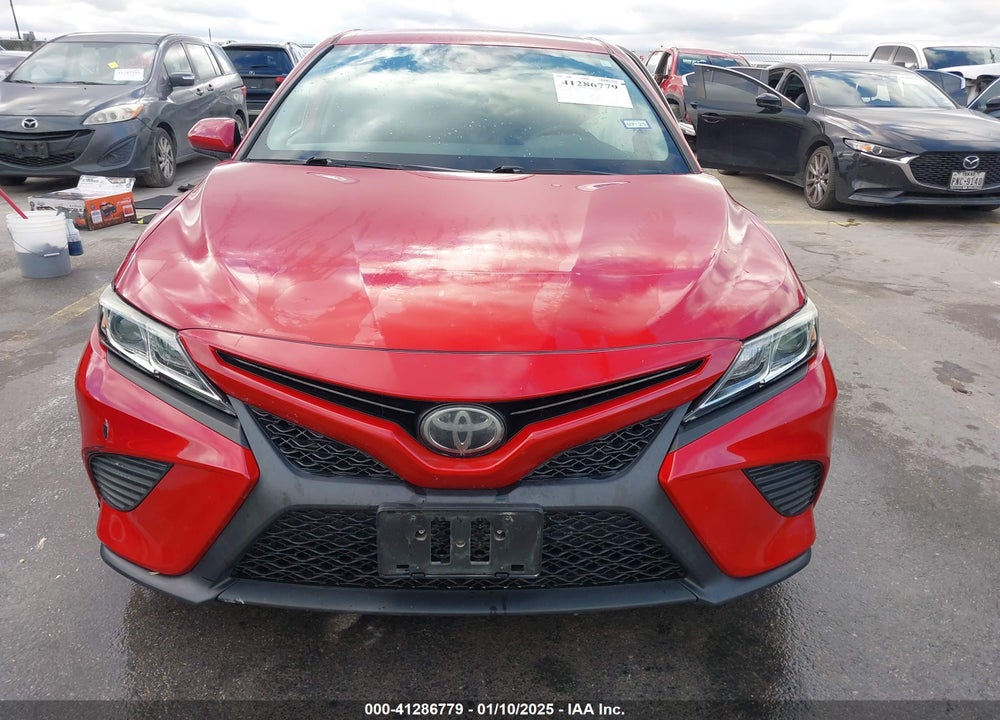 2019 TOYOTA CAMRY VIN: 4T1B11HK5KU160867