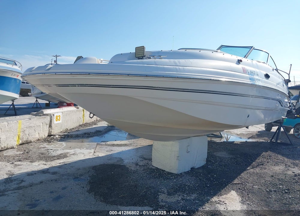 2001 CHAPARRAL BOAT VIN: FGB31212G001