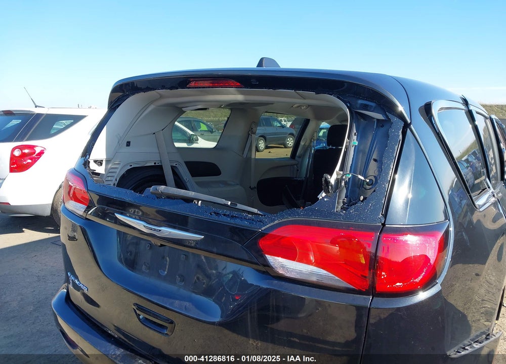 2022 CHRYSLER VOYAGER LX VIN: 2C4RC1CG3NR153028