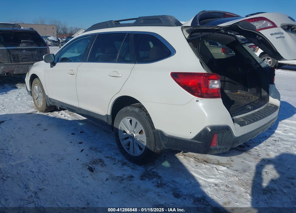 2018 SUBARU OUTBACK 2.5I PREMIUM VIN: 4S4BSAFC5J3334420