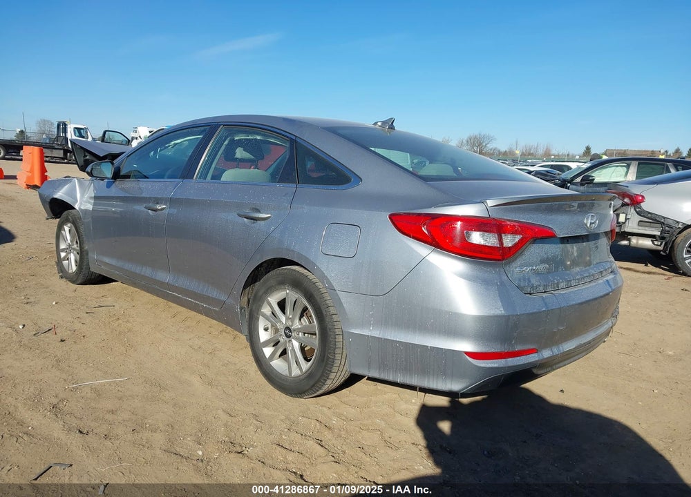 2017 HYUNDAI SONATA VIN: 5NPE24AF7HH457381