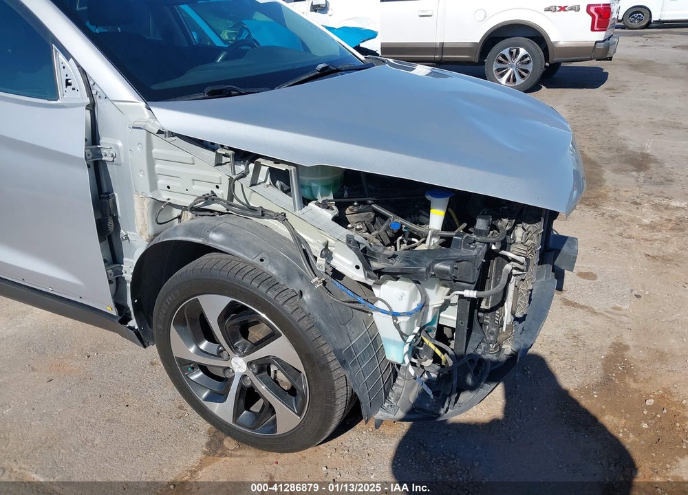 2016 HYUNDAI TUCSON LIMITED VIN: KM8J3CA27GU220781