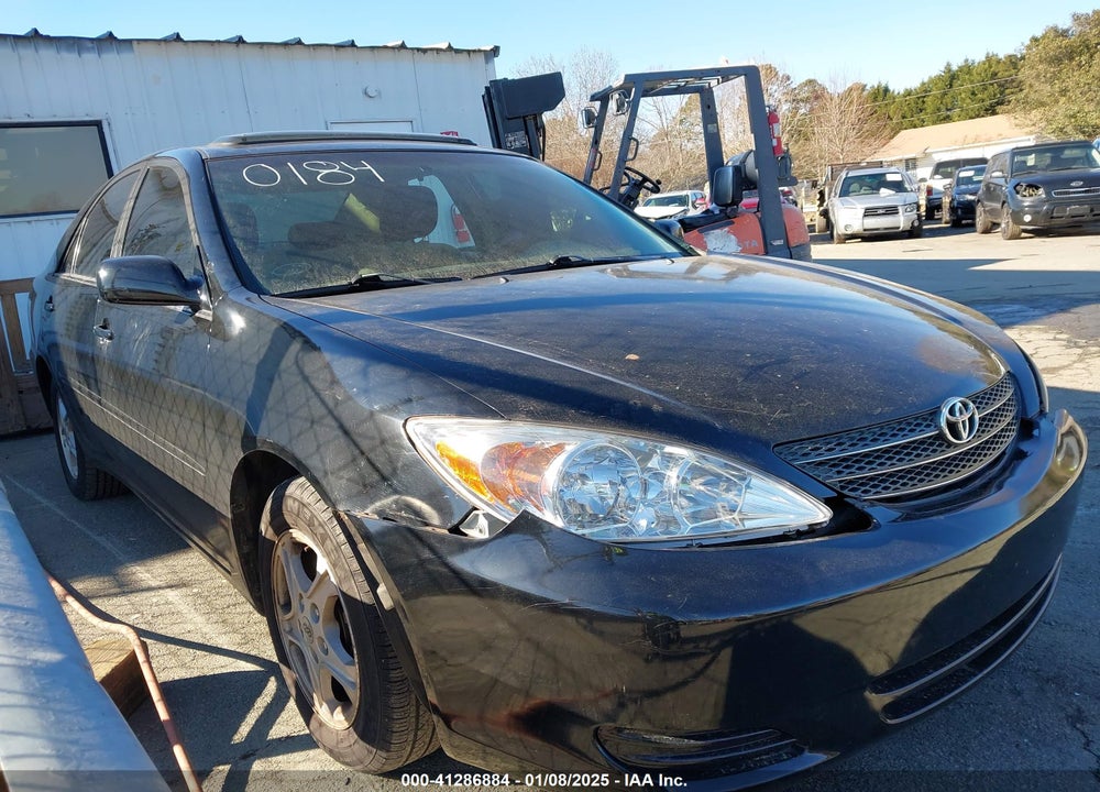 2002 TOYOTA CAMRY LE VIN: 4T1BE30KX2U080184