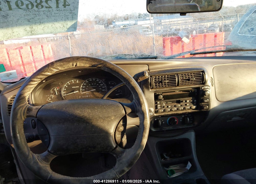 1999 FORD EXPLORER EDDIE BAUER/LIMITED EDITION/XLT VIN: 1FMZU32E9XUB29519