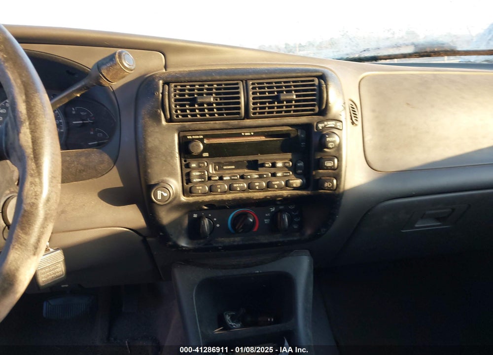 1999 FORD EXPLORER EDDIE BAUER/LIMITED EDITION/XLT VIN: 1FMZU32E9XUB29519