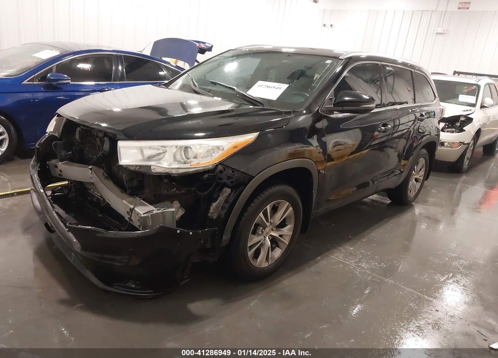 2014 TOYOTA HIGHLANDER XLE V6 VIN: 5TDJKRFH2ES029648