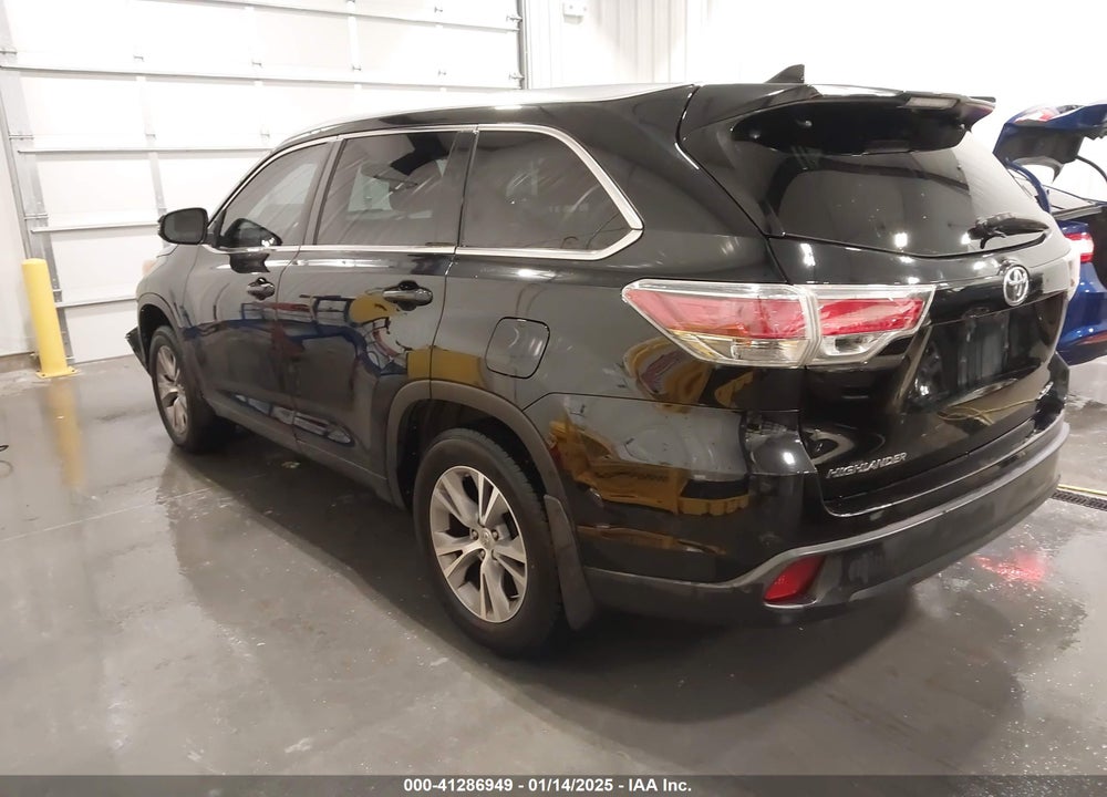 2014 TOYOTA HIGHLANDER XLE V6 VIN: 5TDJKRFH2ES029648